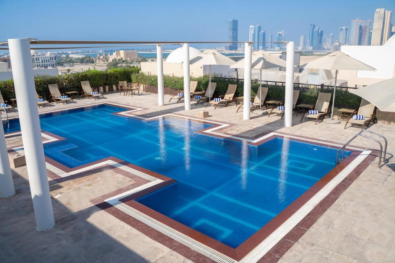Mövenpick Hotel Apartments Al Mamzar Dubai Exterior foto